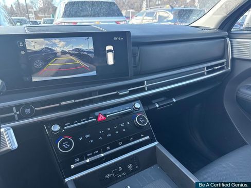 Certified 2025 Hyundai Santa Fe SEL image 33