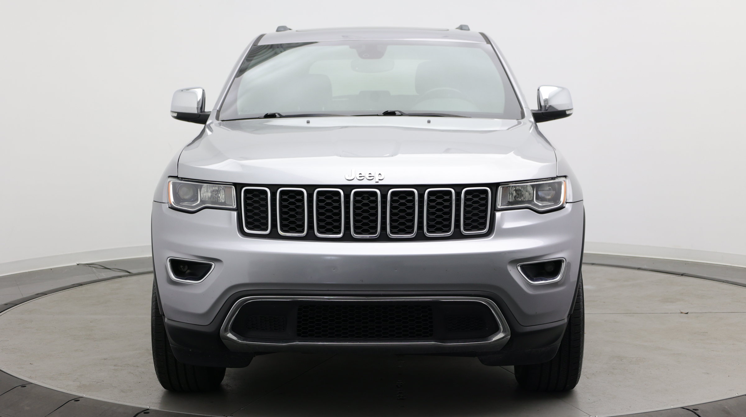 Used 2020 Jeep Grand Cherokee Limited w/ Luxury Group II RWD image 2