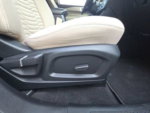 Used 2020 Ford Explorer XLT RWD image 22