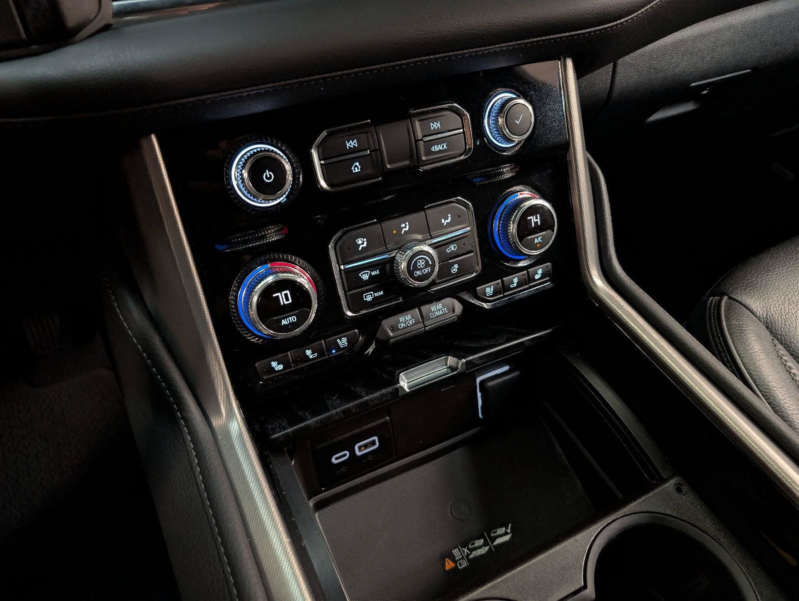 Used 2023 GMC Yukon Denali w/ Advanced Technology Package AWD/4WD image 27
