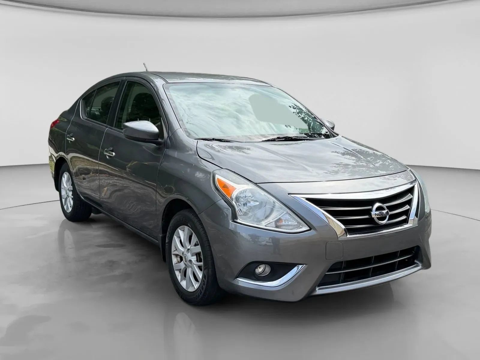 Used 2019 Nissan Versa SV w/ SV Special Edition Package FWD image 7