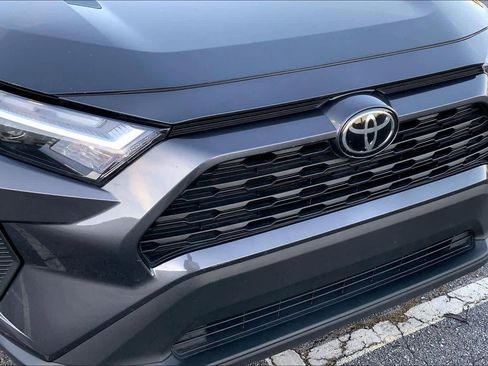 Used 2024 Toyota RAV4 XLE image 28