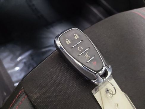Used 2023 Chevrolet Equinox RS w/ LPO, Floor Liner Package AWD/4WD image 31