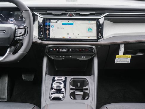 New 2026 Jeep Cherokee Limited AWD/4WD image 13