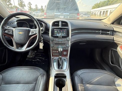 Used 2013 Chevrolet Malibu LTZ FWD image 3
