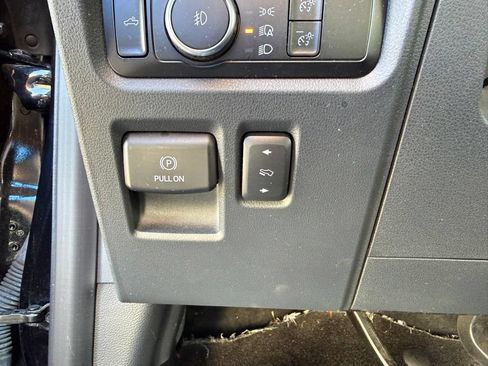 Used 2023 Ford F150 Raptor AWD/4WD image 9