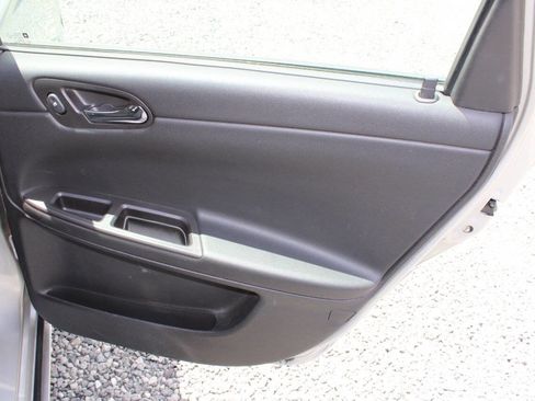 Used 2008 Chevrolet Impala LS FWD image 21