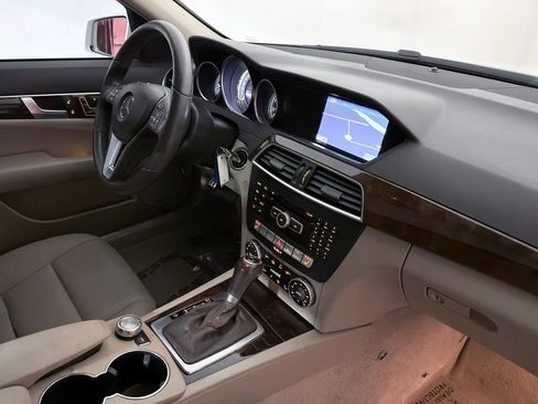 Used 2013 Mercedes-Benz C 300 Sport image 26