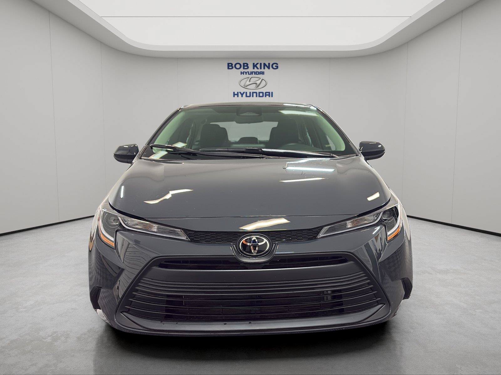 Used 2026 Toyota Corolla LE FWD image 8