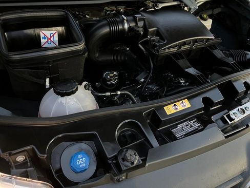 Used 2021 Mercedes-Benz Sprinter 2500 image 33