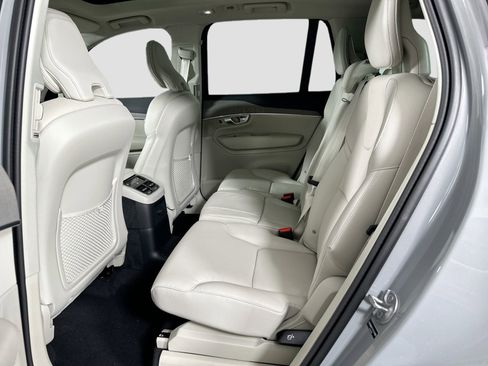 New 2025 Volvo XC90 T8 Plus w/ Protection Package Premier image 16