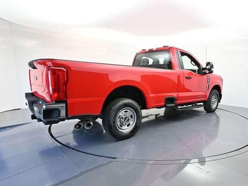 New 2026 Ford F250 XL w/ XL Chrome Package RWD image 7
