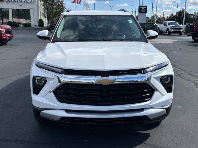 Certified 2024 Chevrolet TrailBlazer LT w/ LPO, Blackout Package FWD image 3