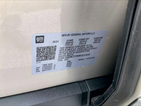 Used 2024 GMC Yukon Denali w/ Advanced Technology Package image 31