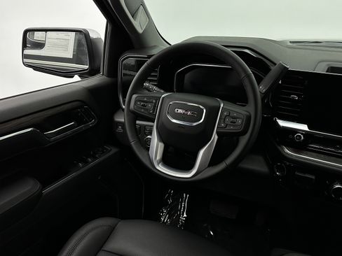 Used 2026 GMC Sierra 1500 SLT RWD image 28