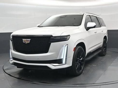 Used 2021 Cadillac Escalade Sport w/ LPO, Illumination Package AWD/4WD image 37