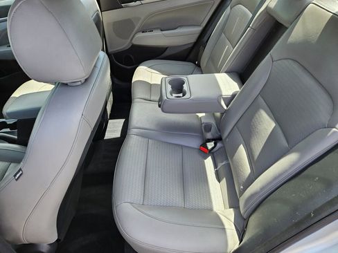 Used 2018 Hyundai Elantra Limited w/ Limited Ultimate Package 02 FWD image 11