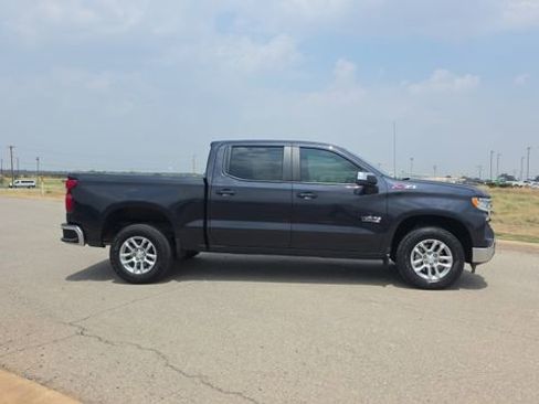 Used 2024 Chevrolet Silverado 1500 LT w/ Z71 Off-Road Package AWD/4WD image 5