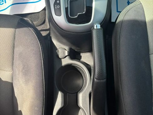 Used 2014 Chevrolet Cruze LS image 15