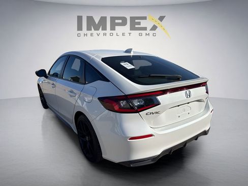 Used 2025 Honda Civic Sport image 2
