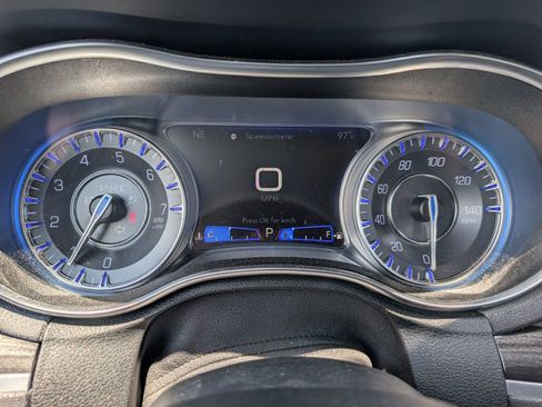 Used 2019 Chrysler 300 Touring w/ Sport Appearance Package AWD/4WD image 14