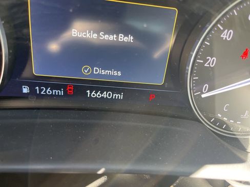 Used 2022 Buick Envision Essence w/ Technology Package I image 2