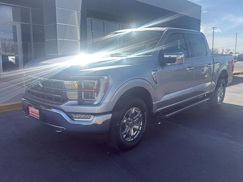 Used 2021 Ford F150 Lariat w/ Equipment Group 502A High image 9