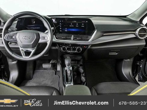 Certified 2025 Chevrolet Trax ACTIV w/ Driver Confidence Package FWD image 22
