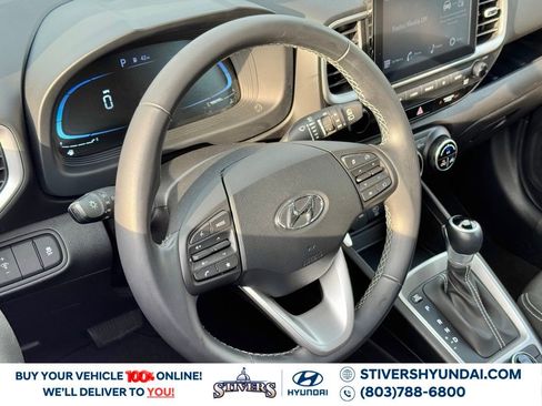 Certified 2023 Hyundai Venue SEL w/ Cargo Package image 18