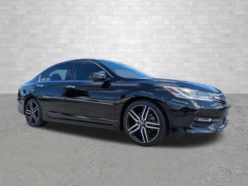 Used 2016 Honda Accord Touring image 1
