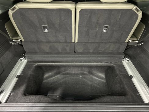 Used 2023 Rivian R1S Adventure image 26