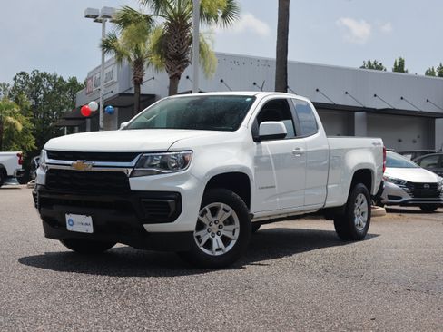 Used 2022 Chevrolet Colorado LT w/ Fleet Safety Package AWD/4WD image 1