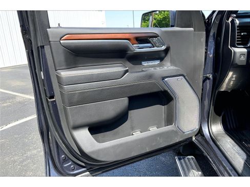 Used 2024 GMC Sierra 1500 Denali AWD/4WD image 22