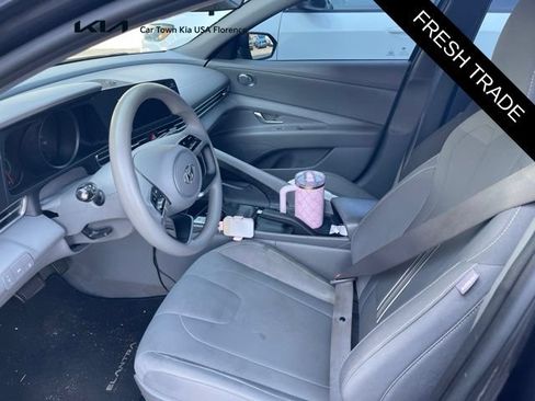 Used 2021 Hyundai Elantra SEL FWD image 6