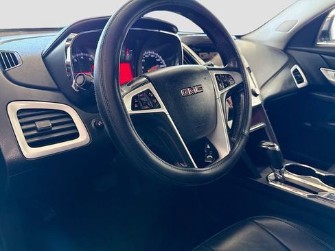 Used 2017 GMC Terrain SLT w/ Open Road Package AWD/4WD image 10