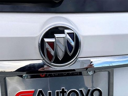 Used 2022 Buick Encore Preferred w/ Safety Package image 31