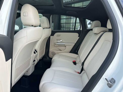 New 2026 Mercedes-Benz GLA 250 4MATIC image 16