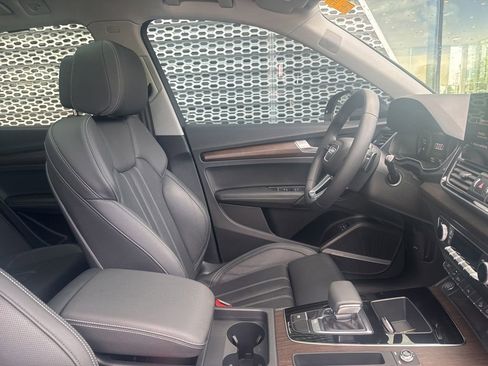 Certified 2024 Audi Q5 e Premium Plus AWD/4WD image 21