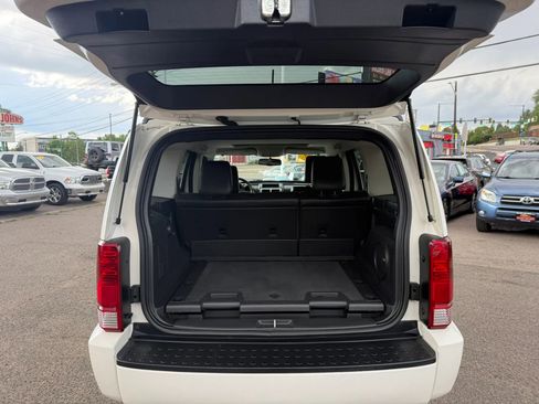 Used 2007 Dodge Nitro SLT AWD/4WD image 28
