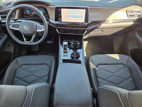 New 2026 Volkswagen Atlas SE image 14