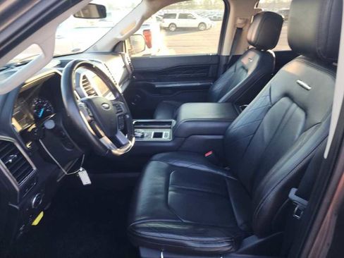 Used 2018 Ford Expedition Platinum image 29