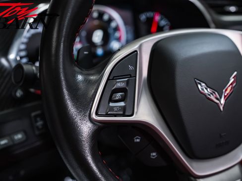 Used 2015 Chevrolet Corvette Z06 w/ 3LZ Preferred Equipment Group RWD image 42