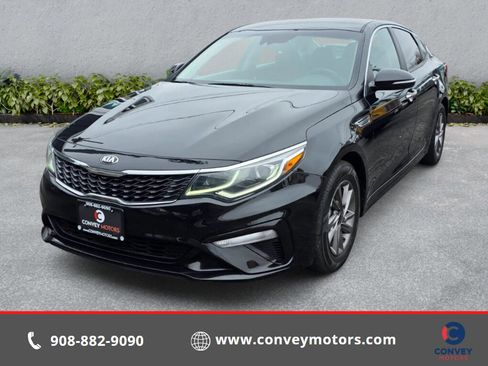 Used 2020 Kia Optima LX FWD image 1