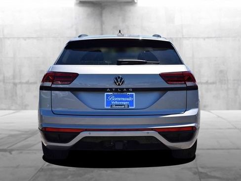 Certified 2023 Volkswagen Atlas Cross Sport SEL R-Line AWD/4WD image 6