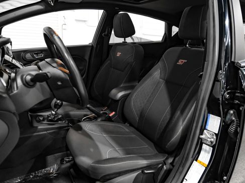 Used 2017 Ford Fiesta ST FWD image 34