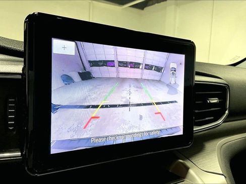 Used 2023 Ford Explorer XLT w/ Equipment Group 202A image 29