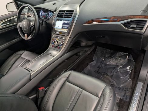 Used 2017 Lincoln MKZ Select w/ Select Plus Package AWD/4WD image 31