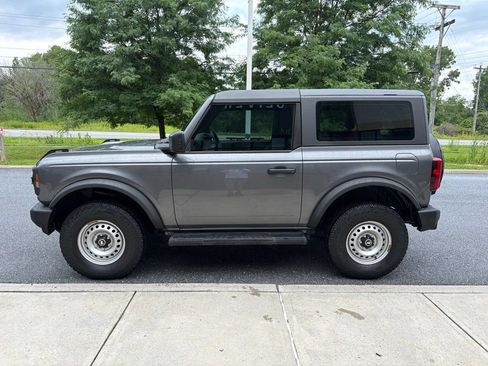 Certified 2023 Ford Bronco 2-Door AWD/4WD image 4
