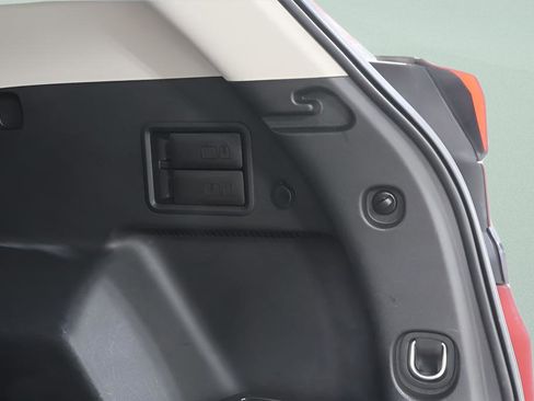 Used 2019 GMC Terrain Denali w/ Comfort Package FWD image 31