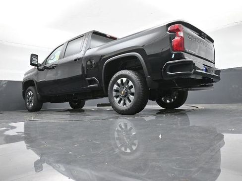New 2025 Chevrolet Silverado 2500 Custom w/ Custom Value Package image 12